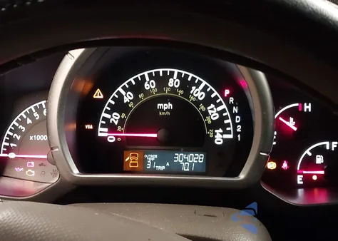 2006 Honda Ridgeline Rts from USA, damaged, VIN 2HJYK16476H504252